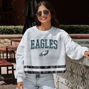 Eagles Women's Gray Sweatshirt